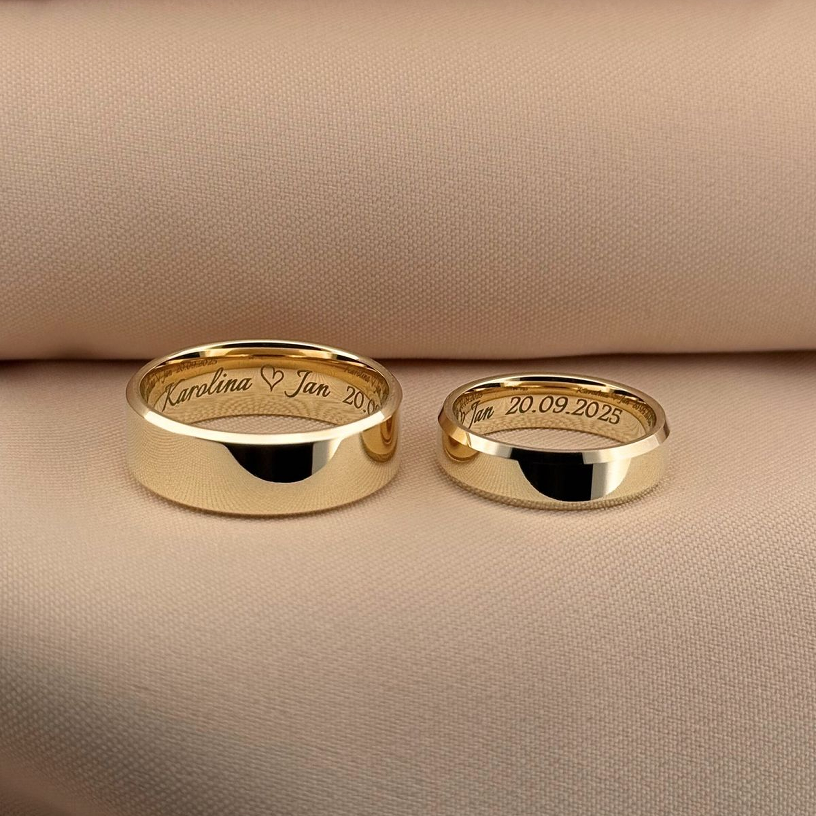 Grabado de alianza de boda